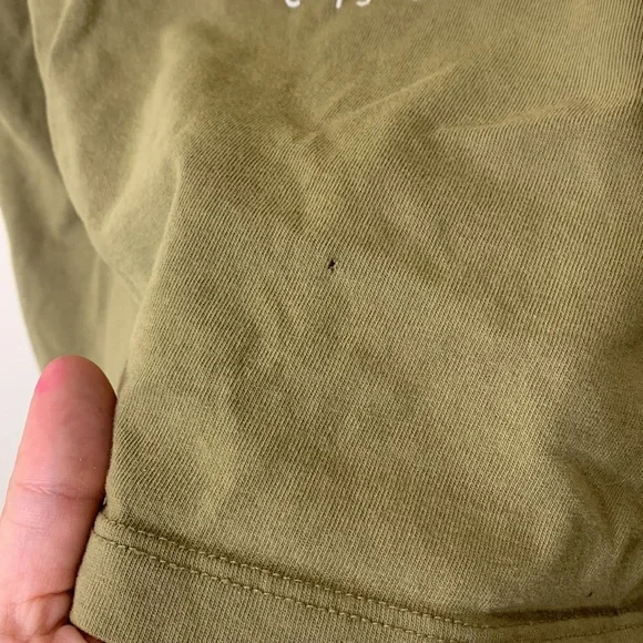 Life Is Good Bee Crop Top - Picture 2 of 5